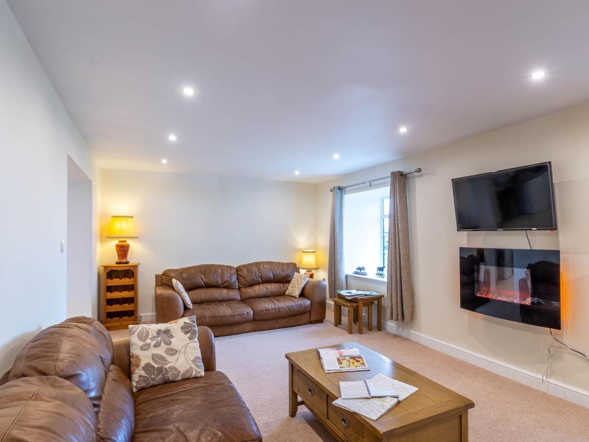 4 Bed In Langtoft 81235 Villa Weaverthorpe Dış mekan fotoğraf