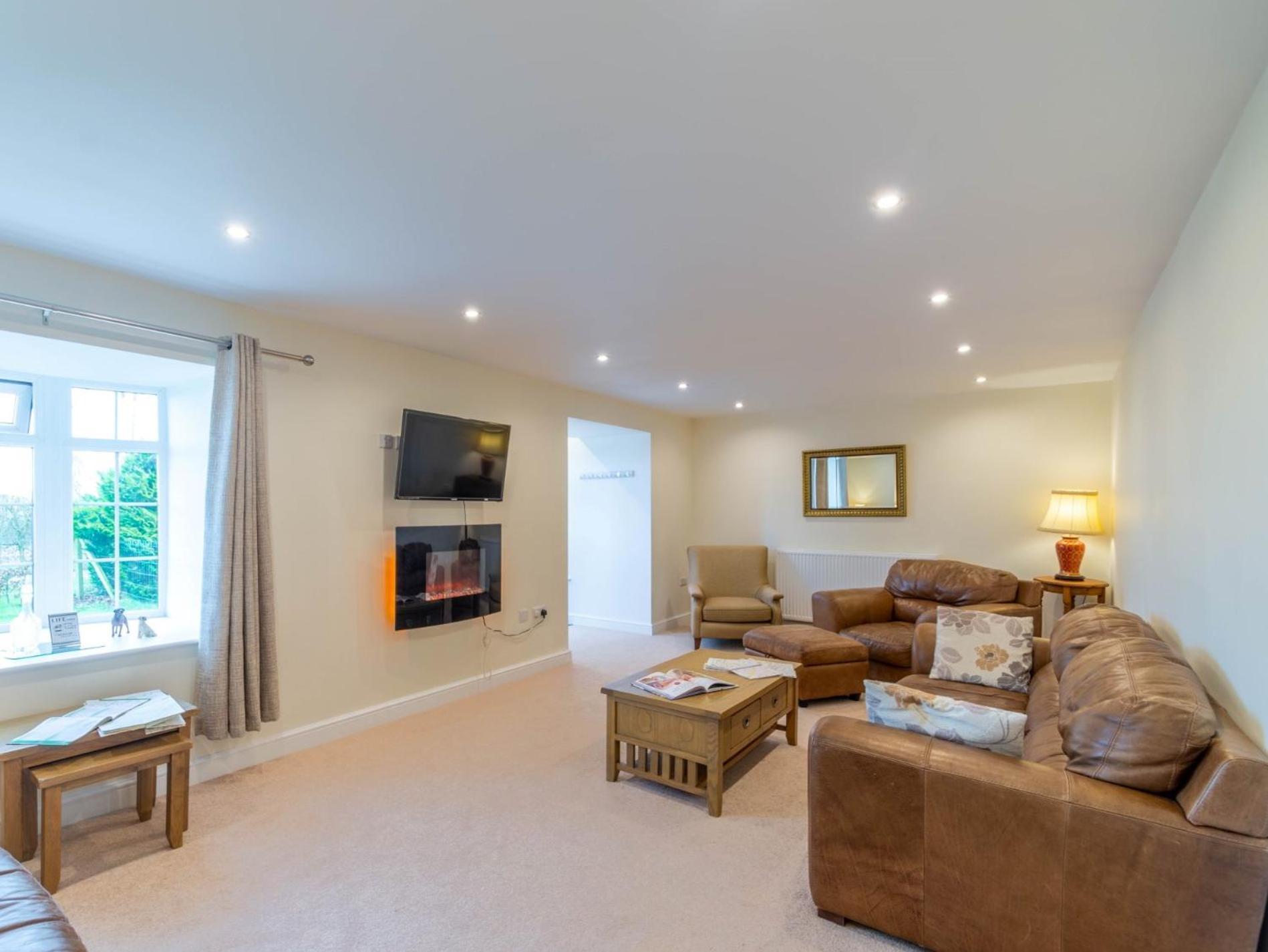 4 Bed In Langtoft 81235 Villa Weaverthorpe Dış mekan fotoğraf